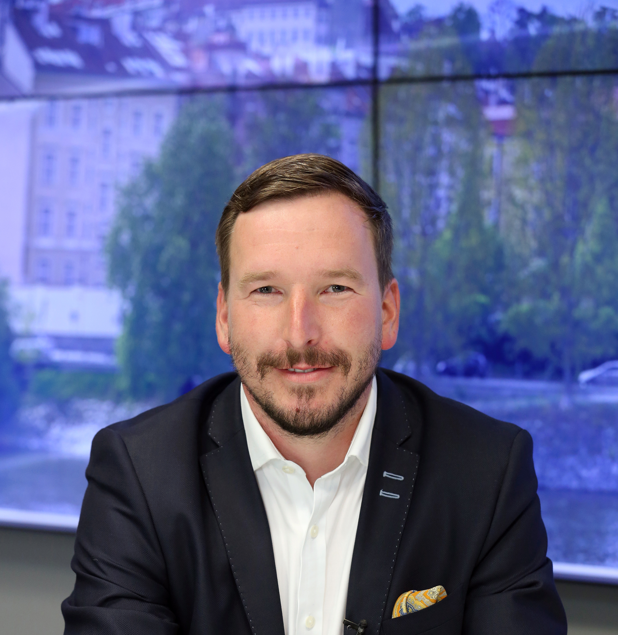 BLESK TV POLITOLOG JAN KUBÁČEK